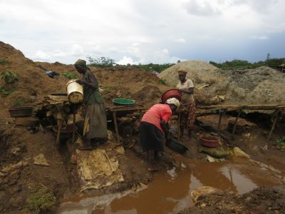 Women mining in Africa